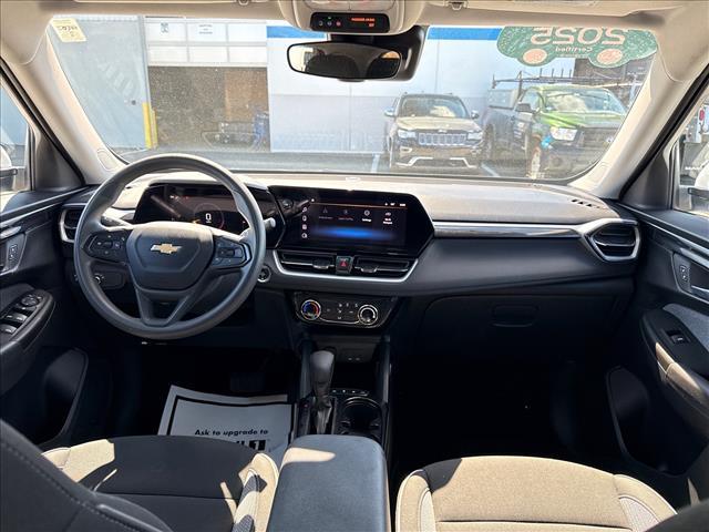 used 2025 Chevrolet TrailBlazer car, priced at $26,310