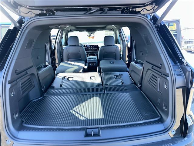 new 2026 Chevrolet Traverse car, priced at $48,569