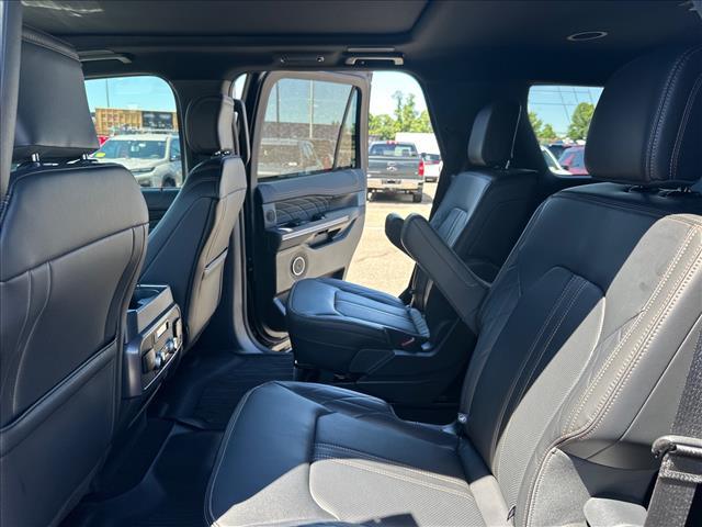 used 2024 Ford Expedition car, priced at $72,690