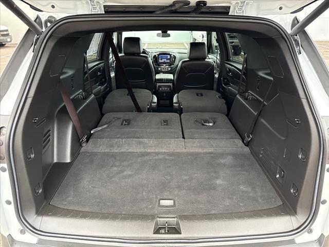used 2023 Chevrolet Traverse car, priced at $35,995