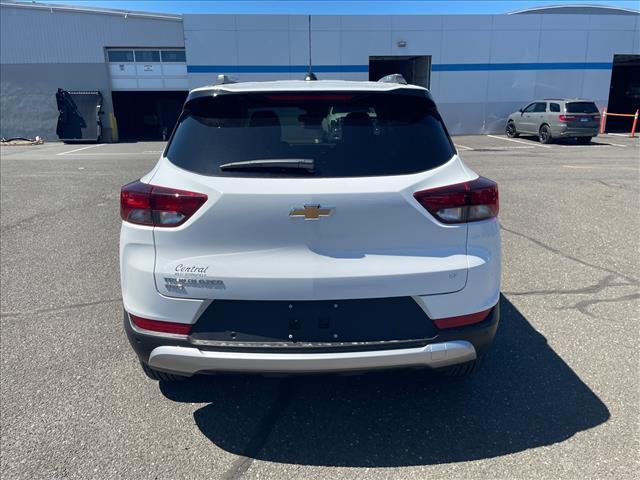 new 2026 Chevrolet TrailBlazer car, priced at $30,250