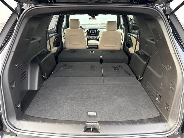 used 2023 Chevrolet Traverse car, priced at $30,995