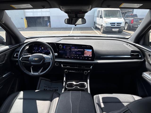 used 2024 Chevrolet Traverse car, priced at $38,995