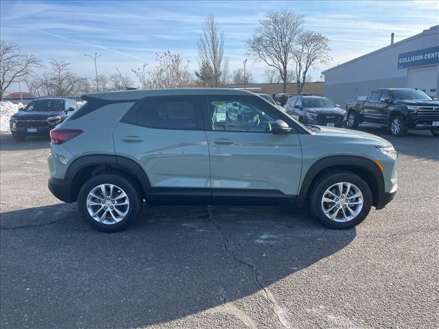 new 2026 Chevrolet TrailBlazer car, priced at $25,589