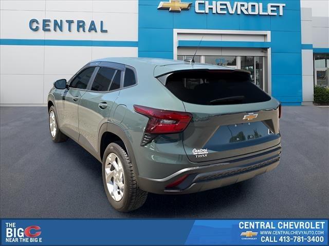 used 2025 Chevrolet Trax car, priced at $23,195