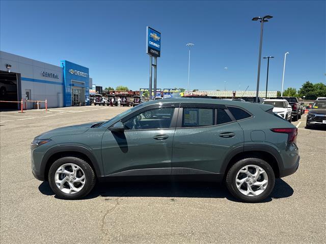 used 2025 Chevrolet Trax car, priced at $23,195