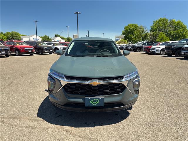 used 2025 Chevrolet Trax car, priced at $23,195