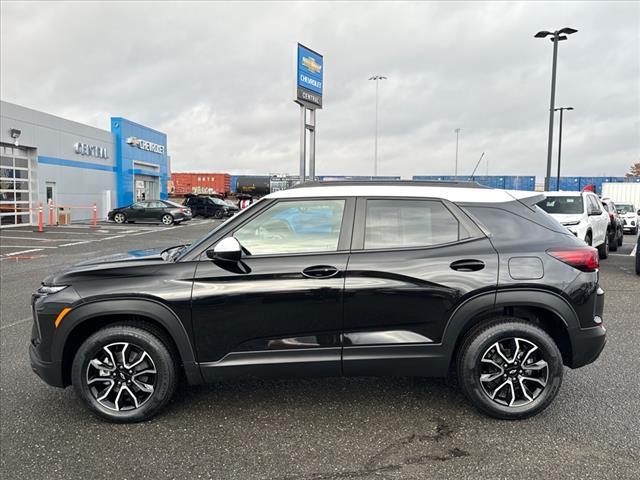 used 2025 Chevrolet TrailBlazer car, priced at $26,645