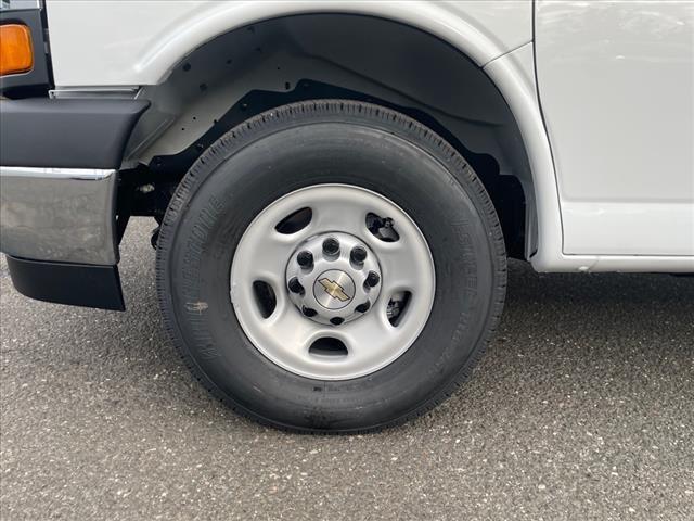 new 2025 Chevrolet Express 3500 car, priced at $50,580