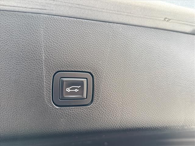 used 2018 Chevrolet Traverse car, priced at $20,690