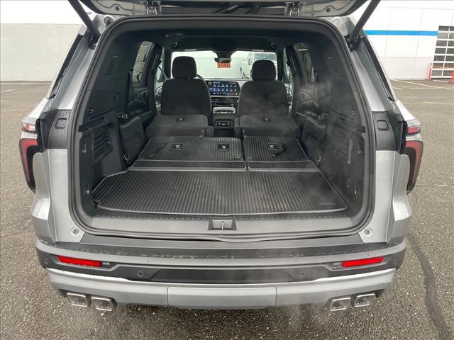new 2026 Chevrolet Traverse car, priced at $44,640