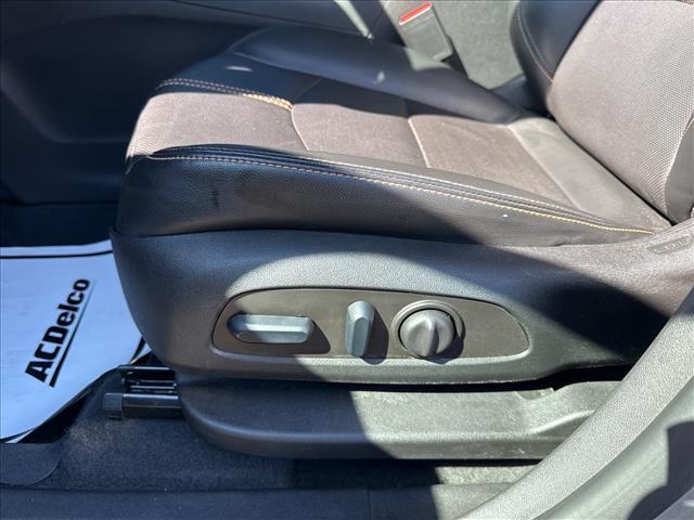 used 2023 Chevrolet Equinox car, priced at $25,995