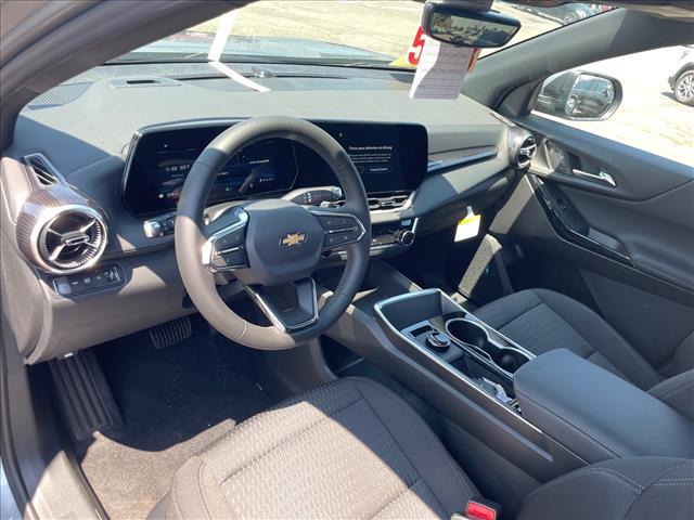 new 2026 Chevrolet Equinox car, priced at $34,435