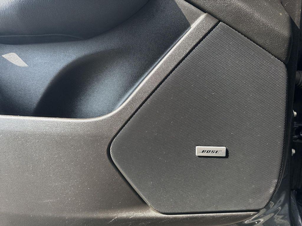 used 2021 Cadillac XT5 car, priced at $25,690