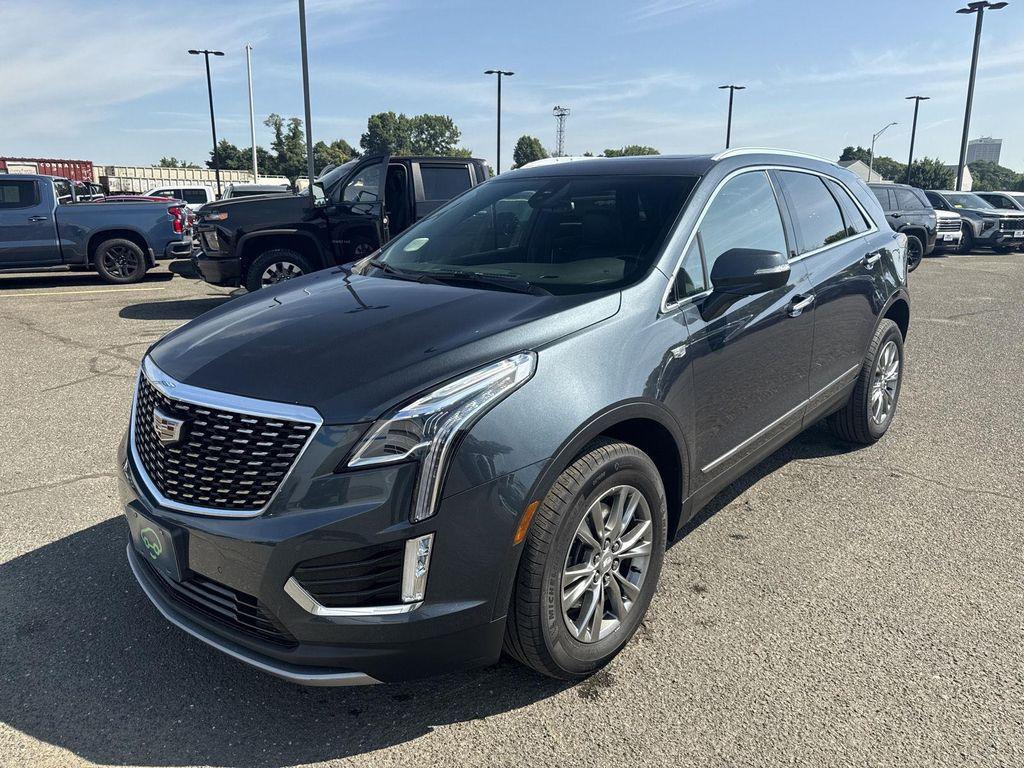 used 2021 Cadillac XT5 car, priced at $25,690