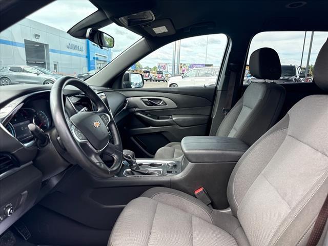 used 2023 Chevrolet Traverse car, priced at $29,995