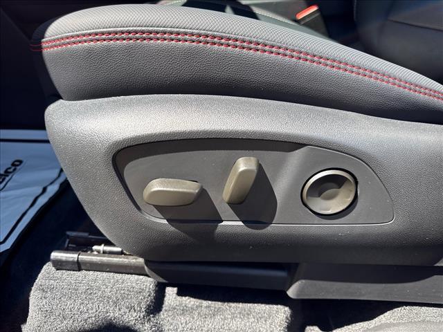 used 2025 Chevrolet Traverse car, priced at $51,690