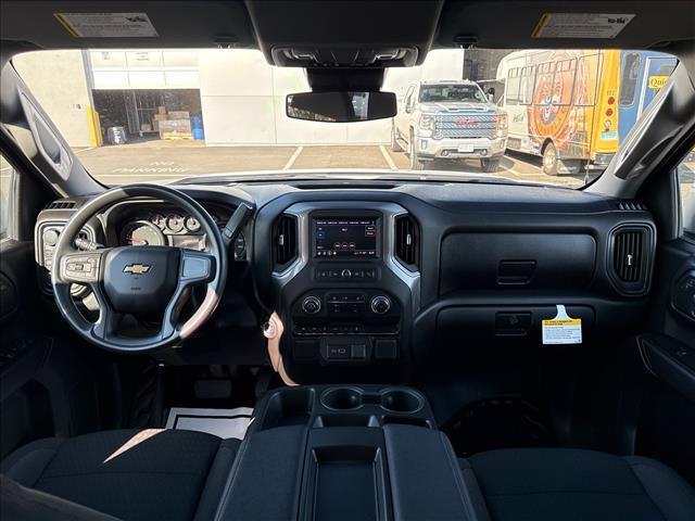 used 2025 Chevrolet Silverado 1500 car, priced at $40,690