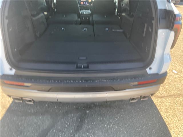 new 2026 Chevrolet Traverse car, priced at $44,189