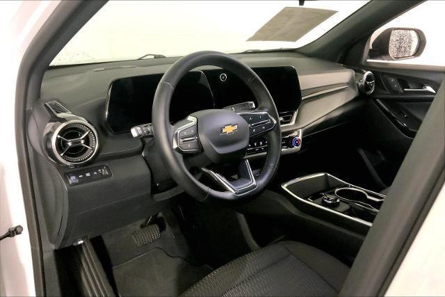 used 2026 Chevrolet Equinox car, priced at $30,286