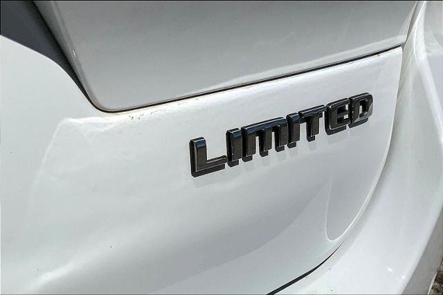 used 2023 Jeep Grand Cherokee L car, priced at $29,561