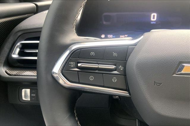 used 2025 Chevrolet Traverse car, priced at $49,400