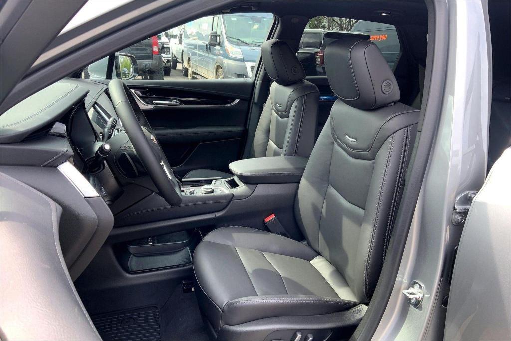 new 2026 Cadillac XT5 car, priced at $65,540