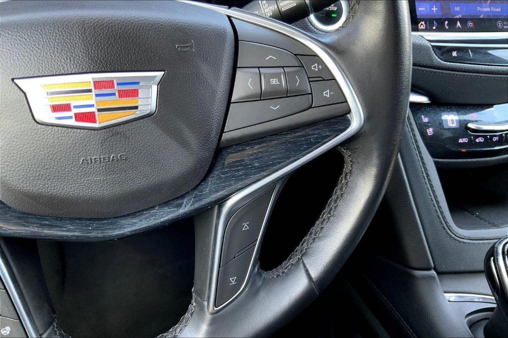 used 2024 Cadillac XT5 car, priced at $36,500