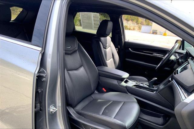 used 2025 Cadillac XT5 car, priced at $36,248