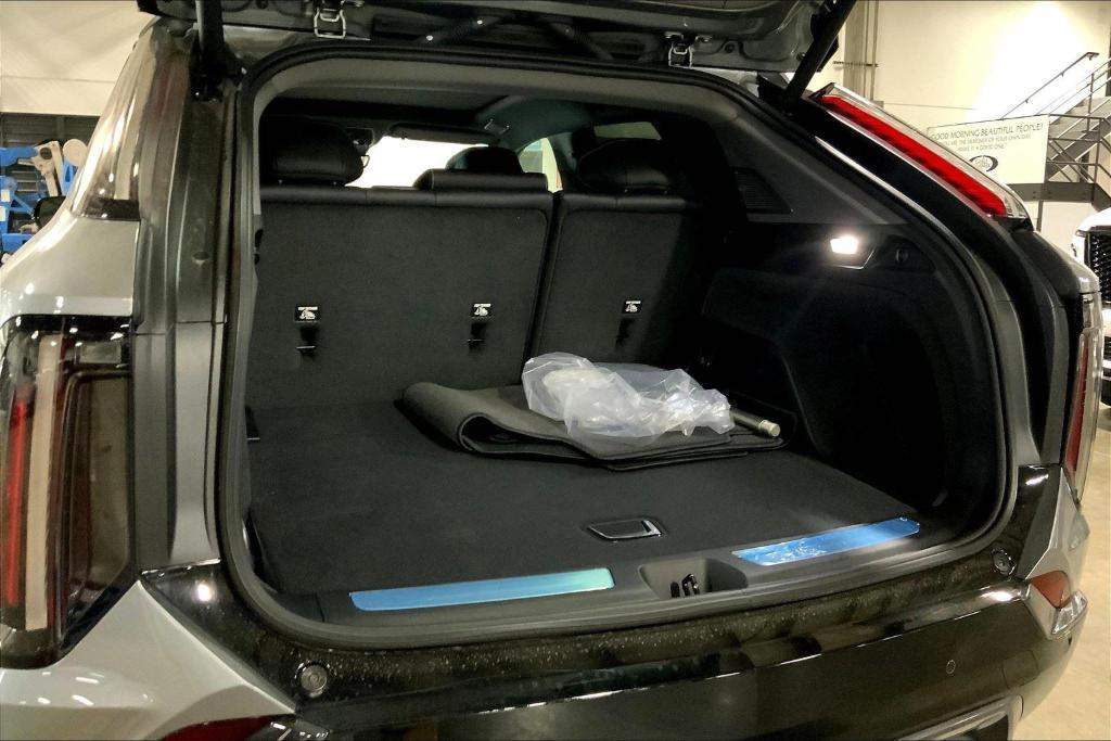 new 2025 Cadillac OPTIQ car, priced at $55,914