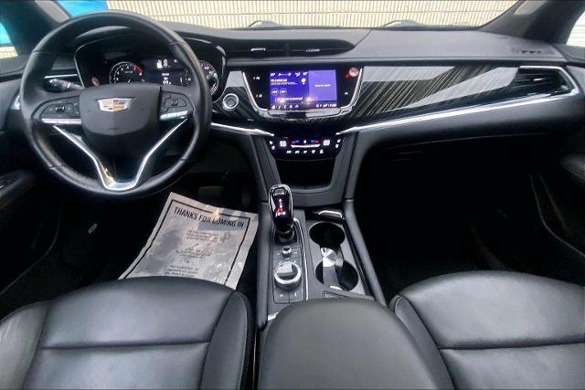 used 2025 Cadillac XT6 car, priced at $42,000