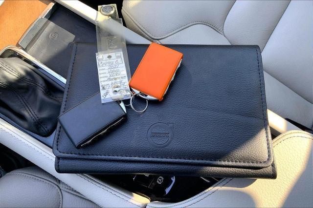 used 2021 Volvo XC90 car, priced at $21,070