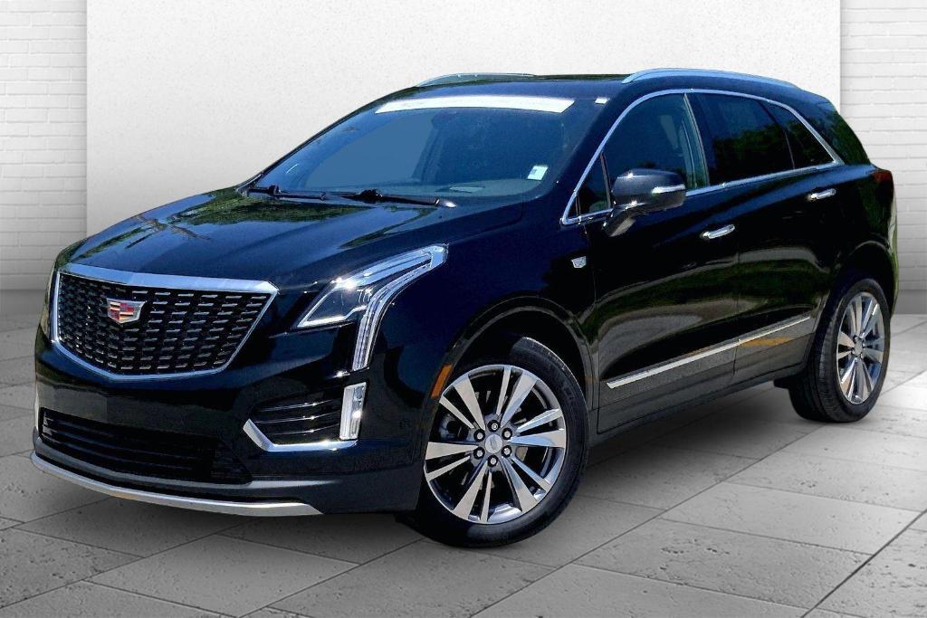 used 2025 Cadillac XT5 car, priced at $45,300