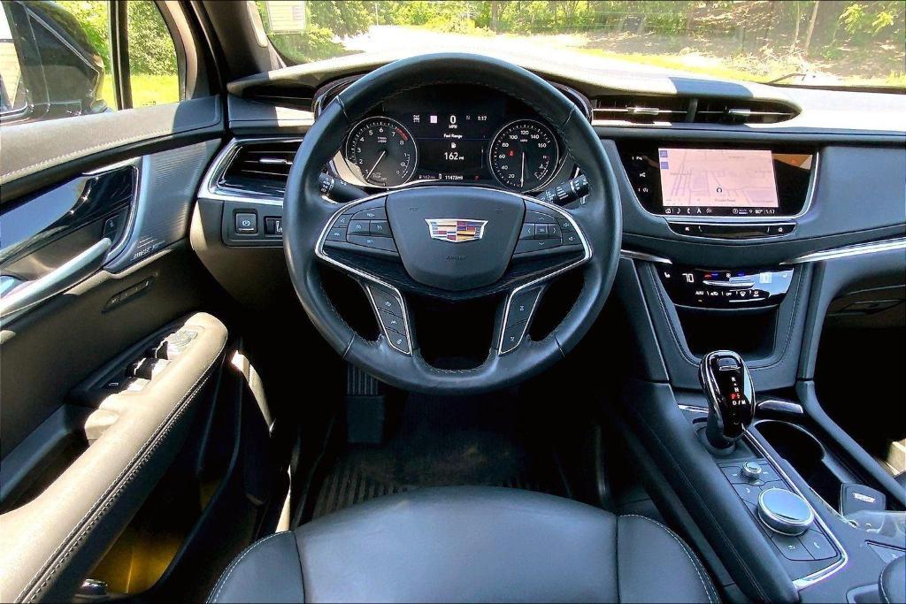 used 2025 Cadillac XT5 car, priced at $45,300
