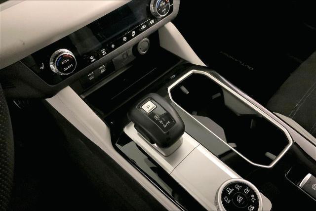 used 2025 Mitsubishi Outlander car, priced at $25,000