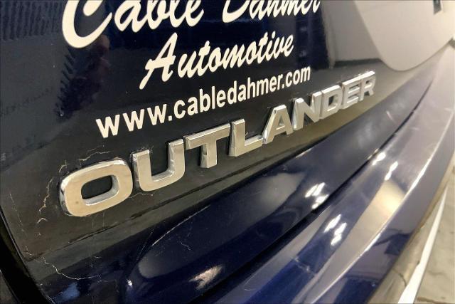 used 2025 Mitsubishi Outlander car, priced at $25,000