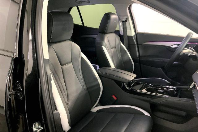 used 2025 Buick Envision car, priced at $27,000