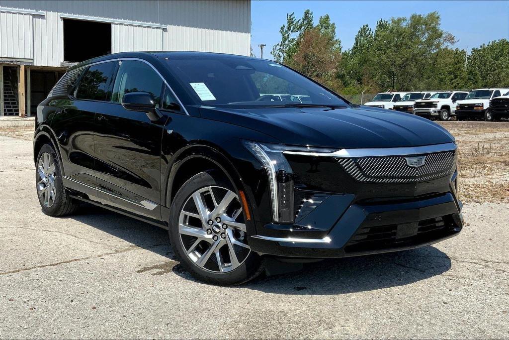 new 2025 Cadillac OPTIQ car, priced at $53,390