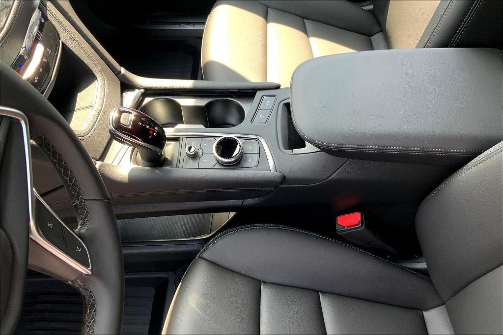 new 2026 Cadillac XT5 car, priced at $48,645