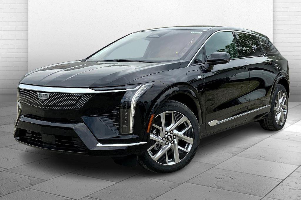new 2025 Cadillac OPTIQ car, priced at $54,970