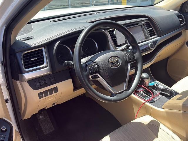 used 2019 Toyota Highlander car, priced at $21,750