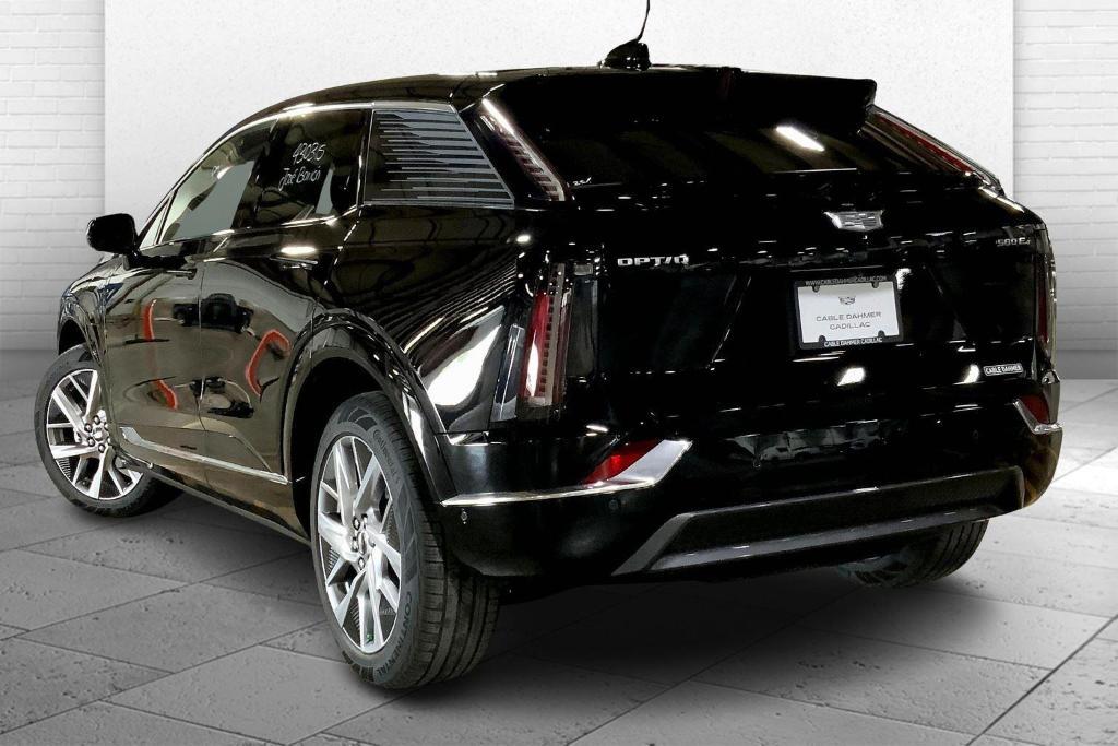 new 2025 Cadillac OPTIQ car, priced at $53,390