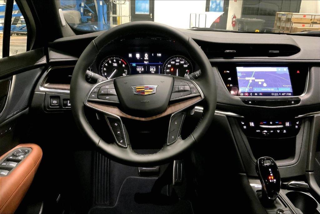 new 2025 Cadillac XT5 car, priced at $64,485