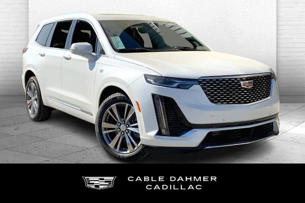 new 2025 Cadillac XT6 car, priced at $60,365