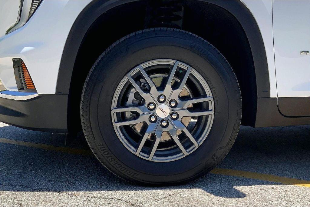 used 2025 GMC Acadia car, priced at $39,351