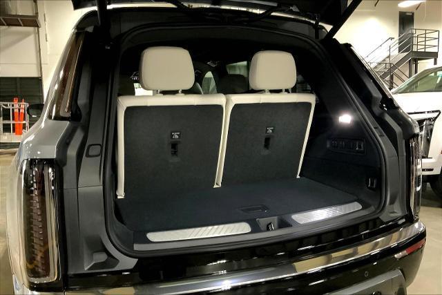 new 2026 Cadillac VISTIQ car, priced at $79,090