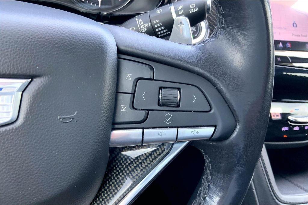 used 2023 Cadillac XT6 car, priced at $44,400