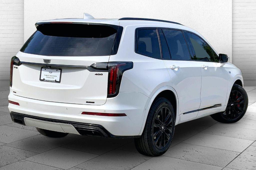 used 2023 Cadillac XT6 car, priced at $44,400