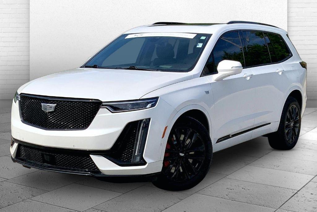 used 2023 Cadillac XT6 car, priced at $44,400