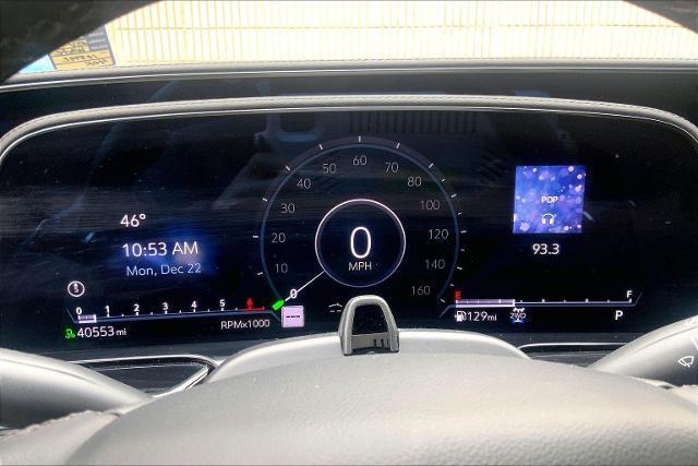 used 2024 Cadillac Escalade ESV car, priced at $81,637